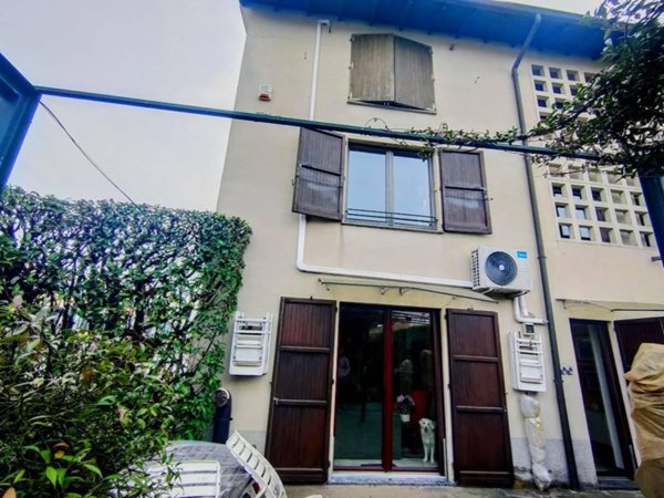 casa indipendente in vendita a Bergamo in zona Borgo Pignolo