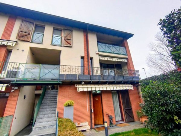 casa indipendente in vendita a Bergamo in zona Borgo Pignolo