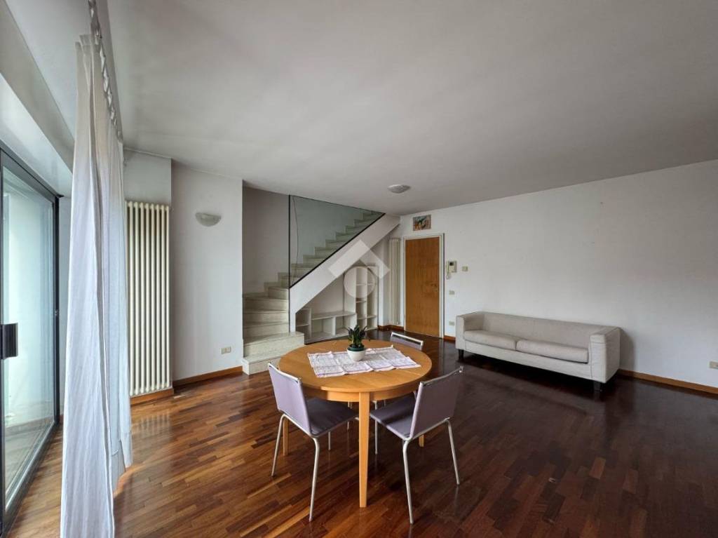 appartamento in vendita a Bergamo in zona Città Alta