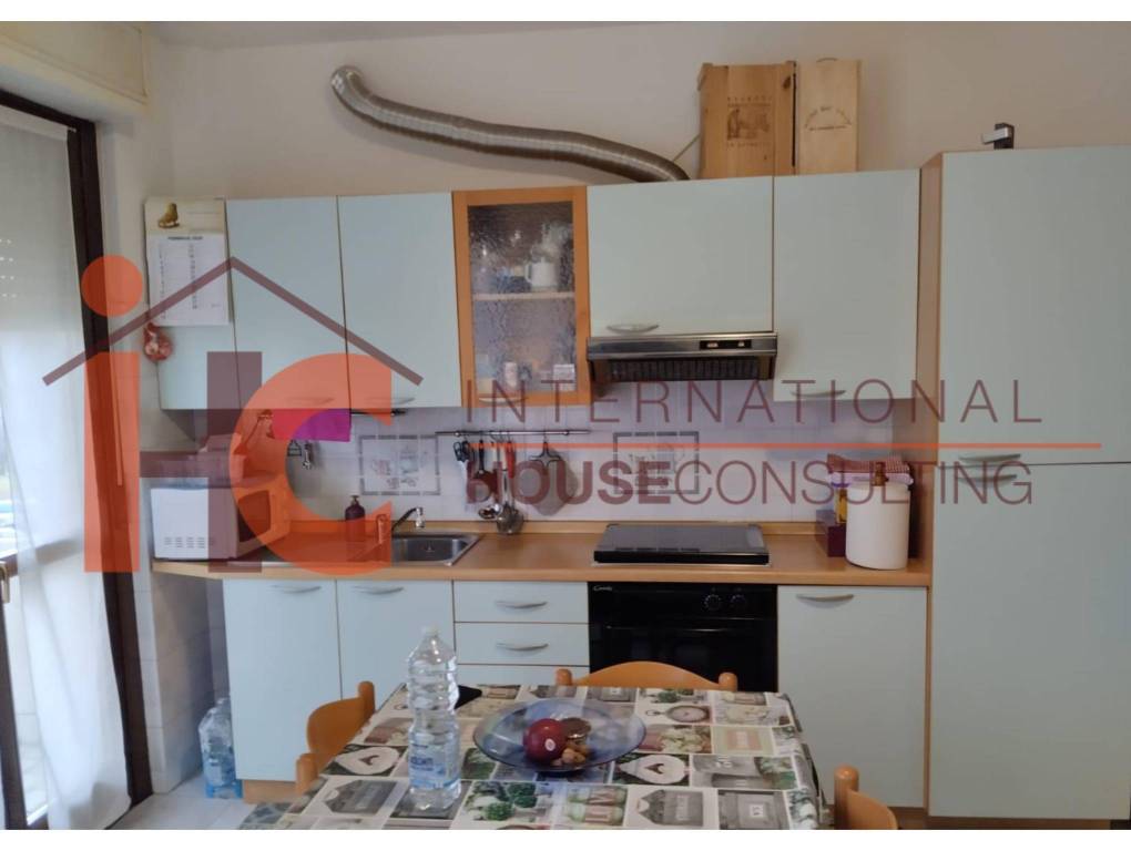 appartamento in vendita a Bergamo in zona Canovine