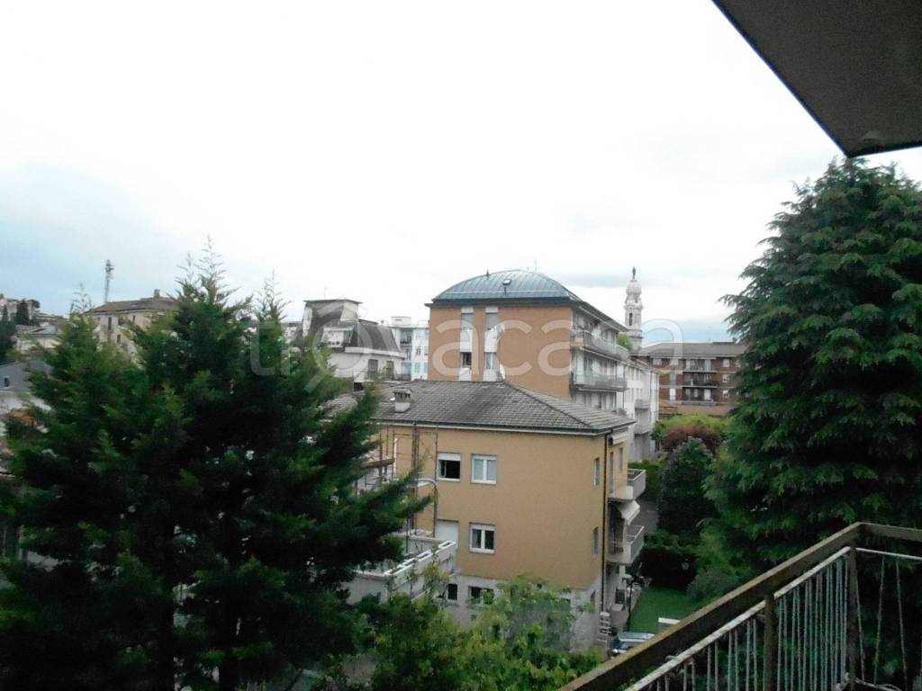 appartamento in vendita a Bergamo in zona Bergamo Centro