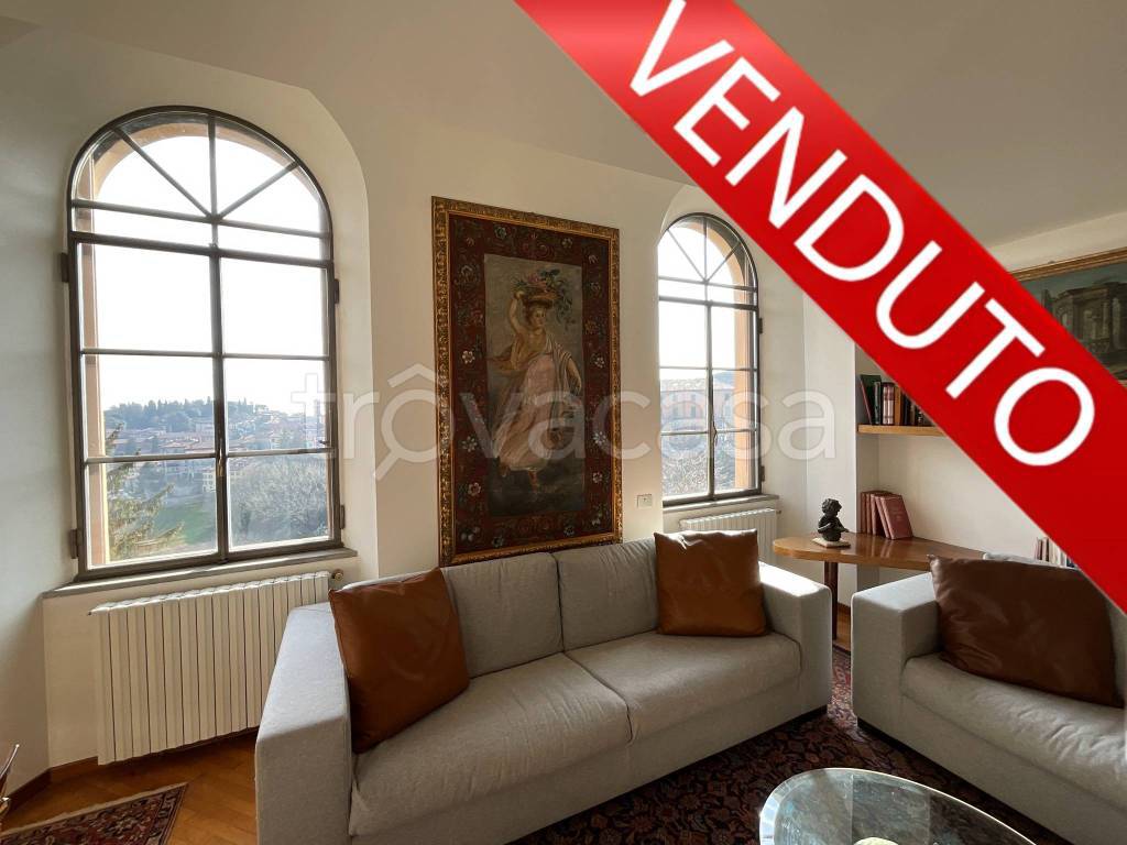 appartamento in vendita a Bergamo in zona Città Alta