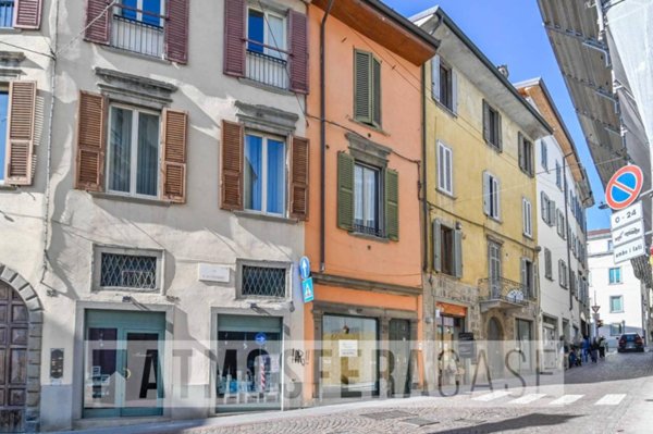 appartamento in vendita a Bergamo in zona Borgo Pignolo