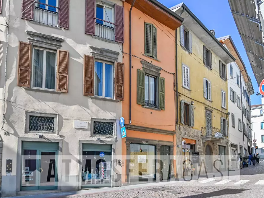 appartamento in vendita a Bergamo in zona Città Alta