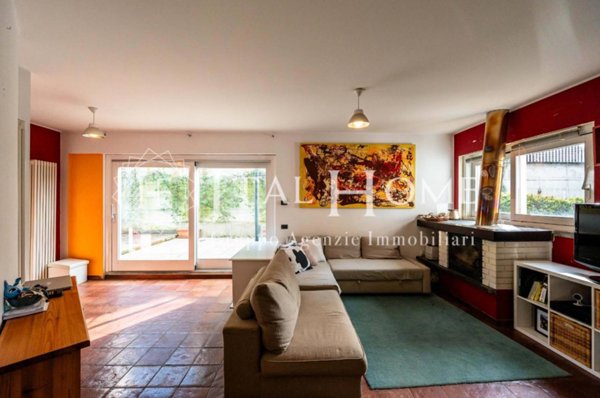 casa indipendente in vendita a Bergamo in zona Valtesse/Valverde