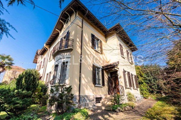 casa indipendente in vendita a Bergamo in zona Conca d'Oro