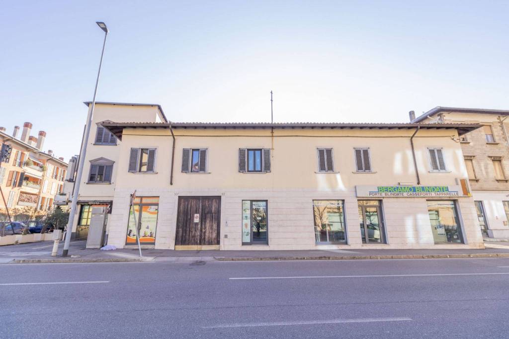 casa indipendente in vendita a Bergamo in zona Borgo Palazzo