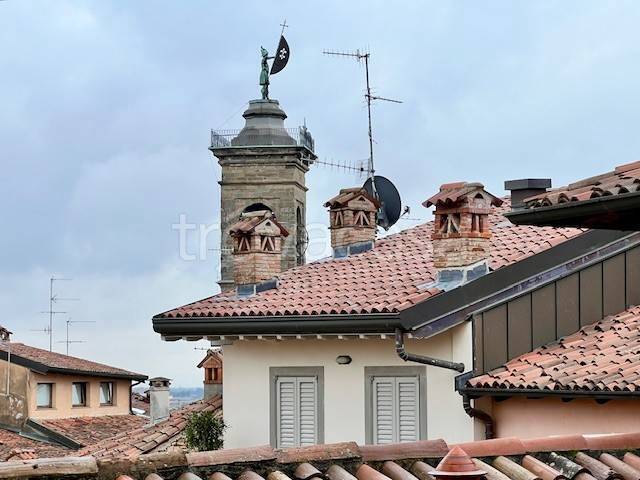 appartamento in vendita a Bergamo in zona Borgo Pignolo