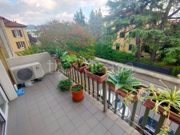 appartamento in vendita a Bergamo in zona Canovine