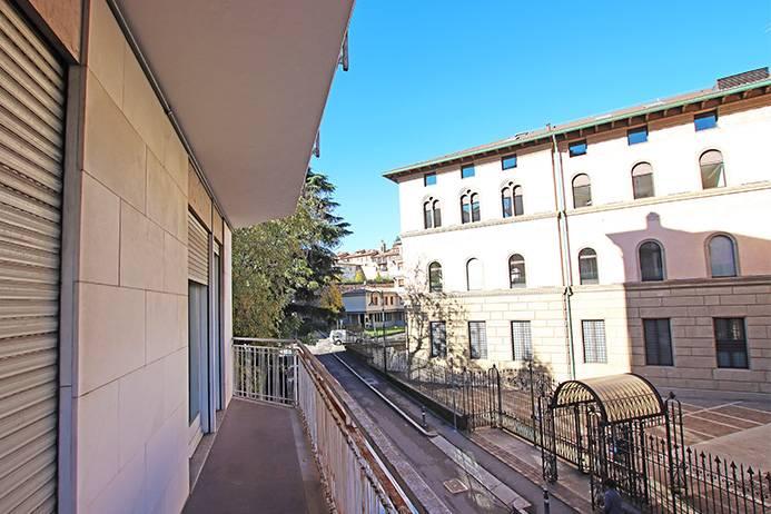 appartamento in vendita a Bergamo in zona Bergamo Centro