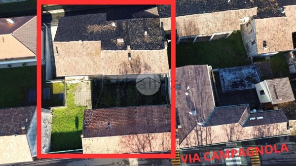 negozio in vendita a Bergamo in zona Campagnola
