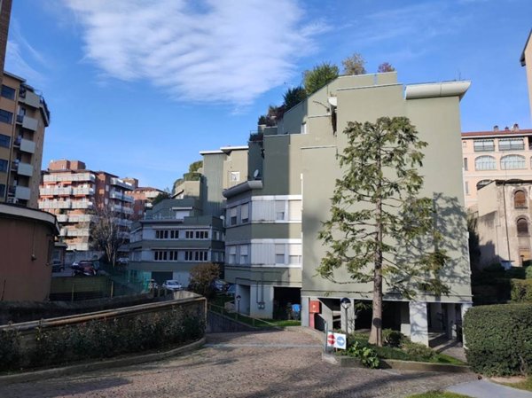 appartamento in vendita a Bergamo in zona Bergamo Centro