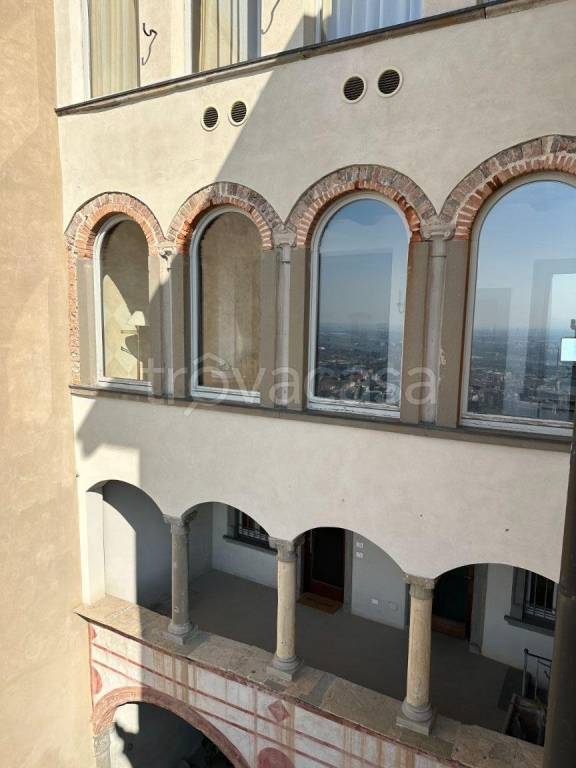 appartamento in vendita a Bergamo in zona Città Alta
