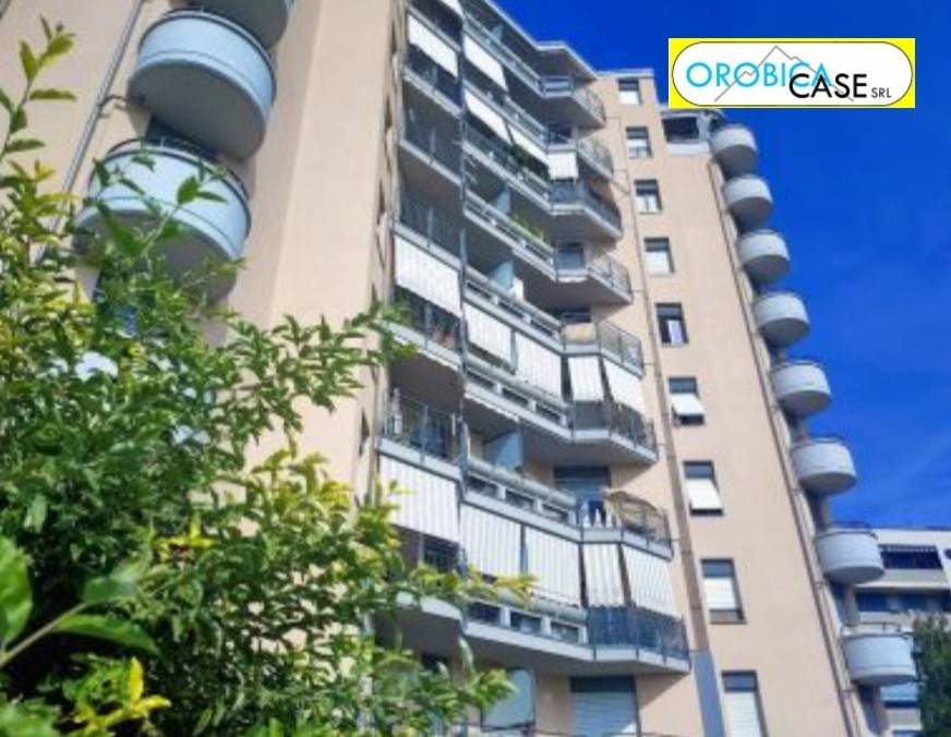 appartamento in vendita a Bergamo in zona Canovine