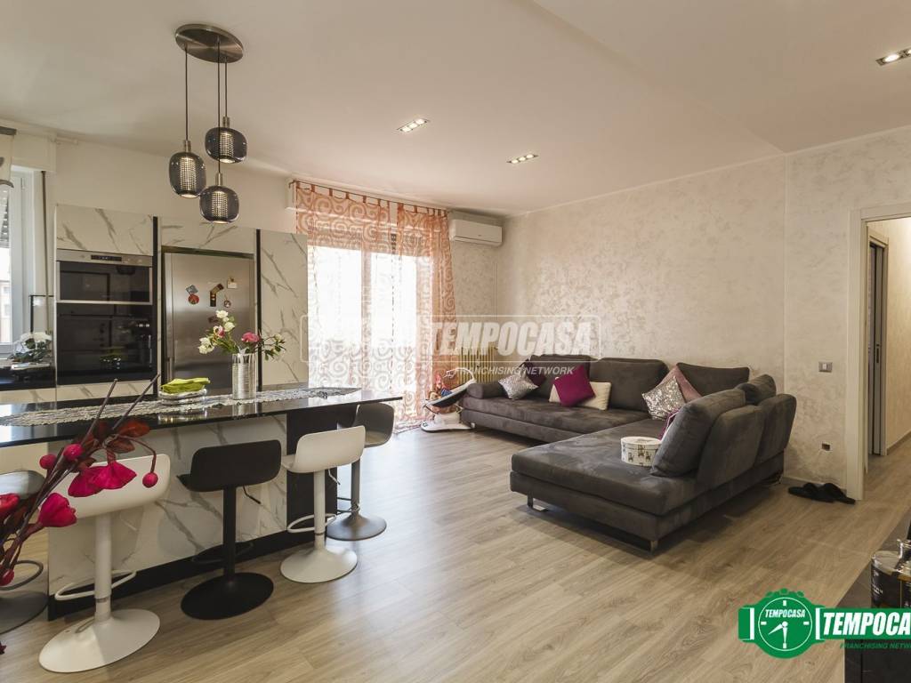 appartamento in vendita a Bergamo in zona Canovine