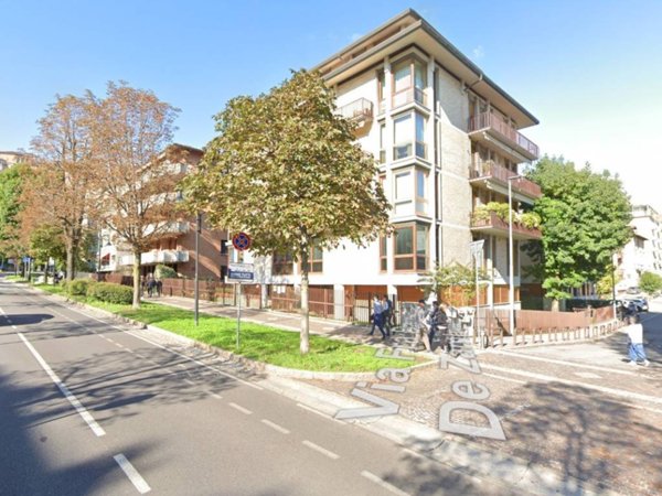 appartamento in vendita a Bergamo in zona Borgo Palazzo