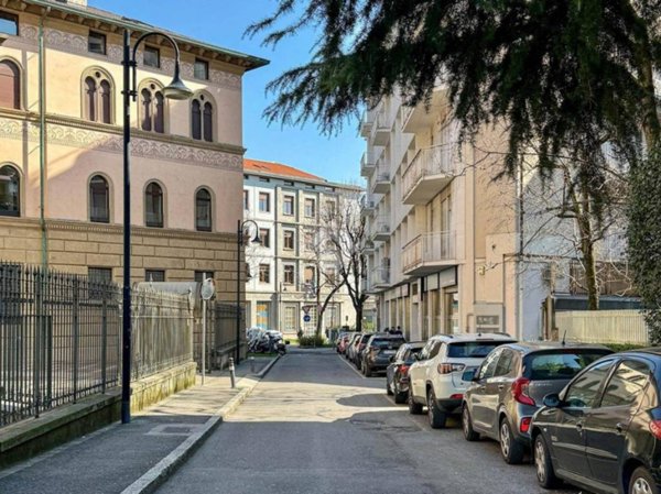 appartamento in vendita a Bergamo in zona Bergamo Centro