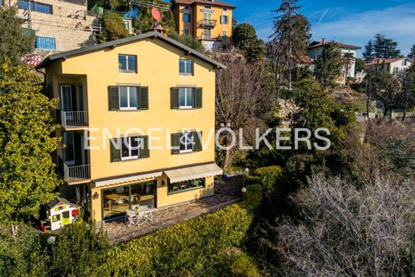 casa indipendente in vendita a Bergamo in zona Città Alta