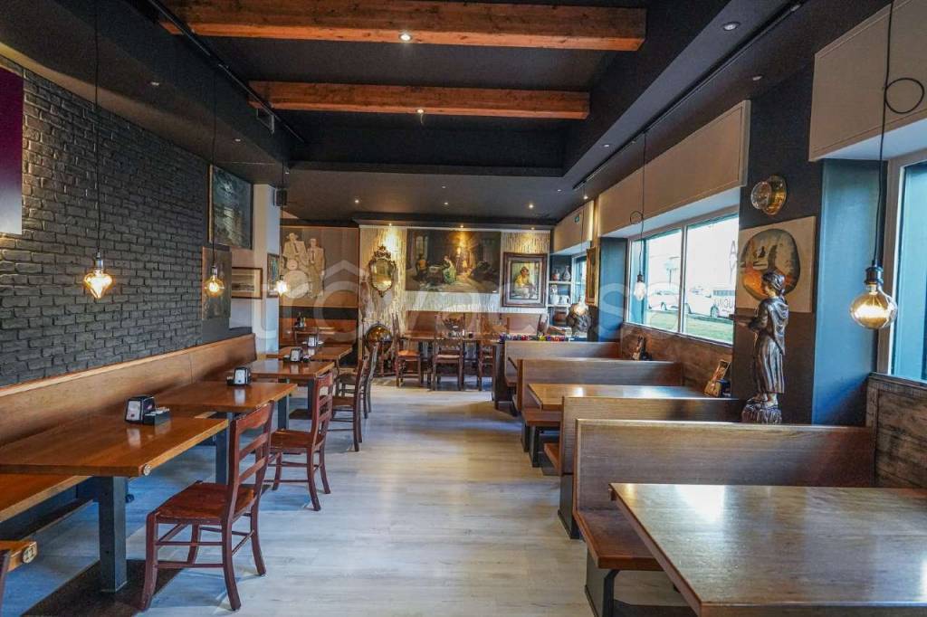 negozio in vendita a Bergamo in zona Bergamo Centro