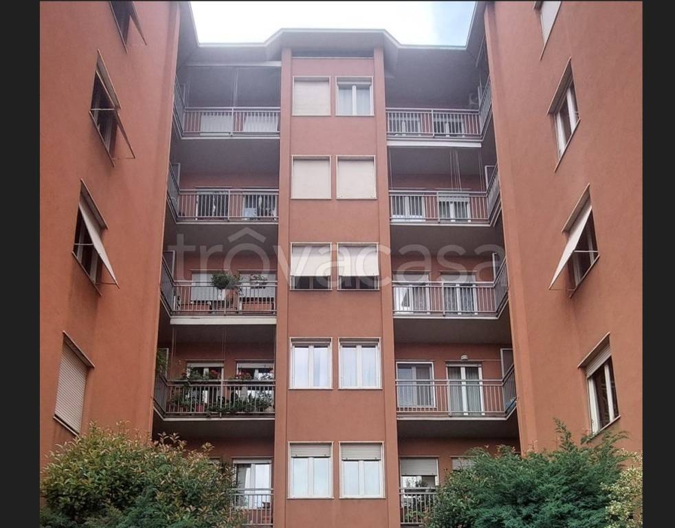 appartamento in vendita a Bergamo in zona Borgo Santa Caterina