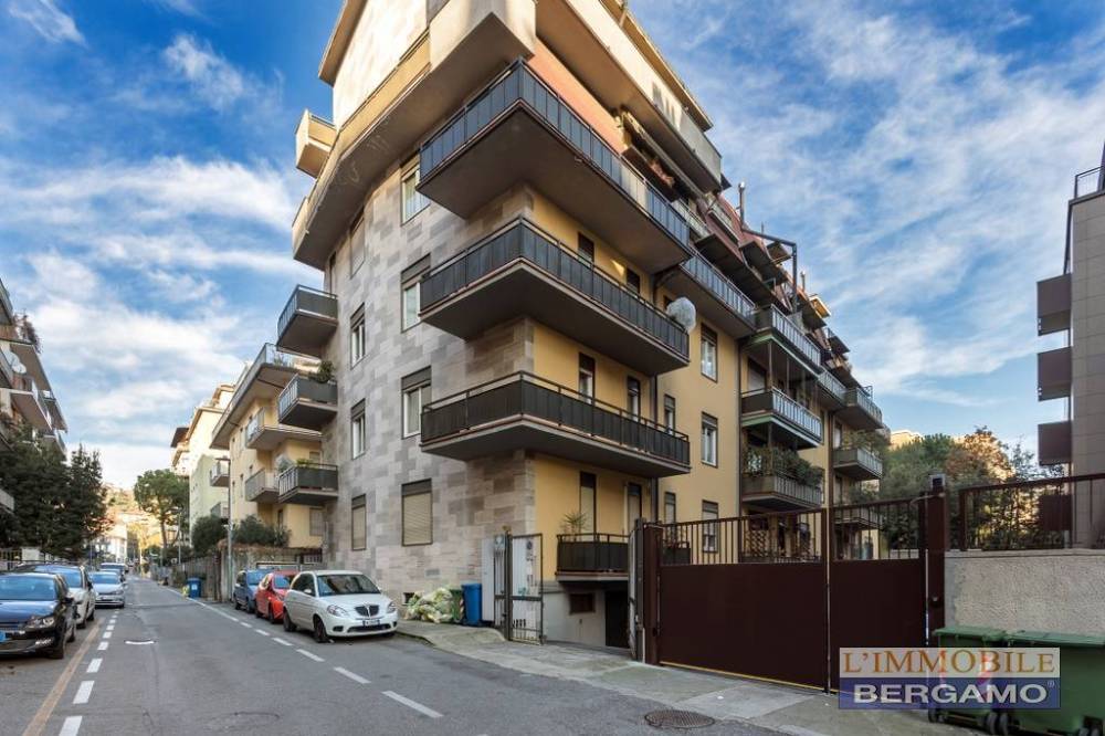 appartamento in vendita a Bergamo in zona Bergamo Centro