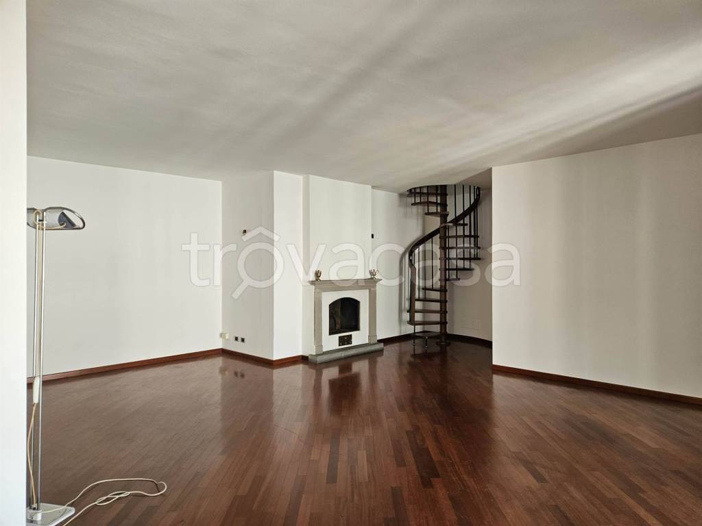 appartamento in vendita a Bergamo in zona Bergamo Centro