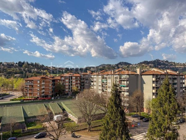 appartamento in vendita a Bergamo in zona Loreto
