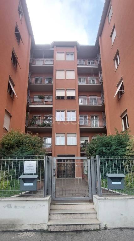 appartamento in vendita a Bergamo in zona Borgo Santa Caterina