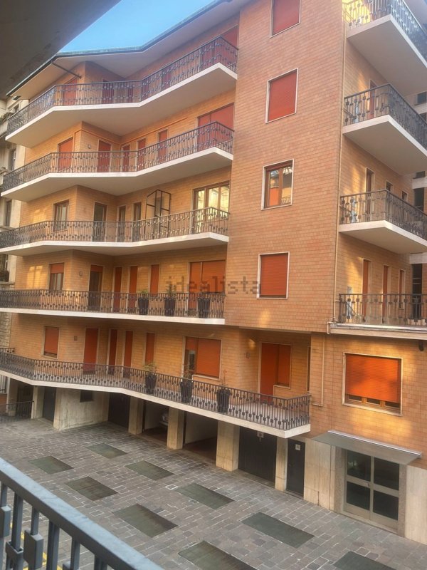 appartamento in vendita a Bergamo in zona Borgo Pignolo