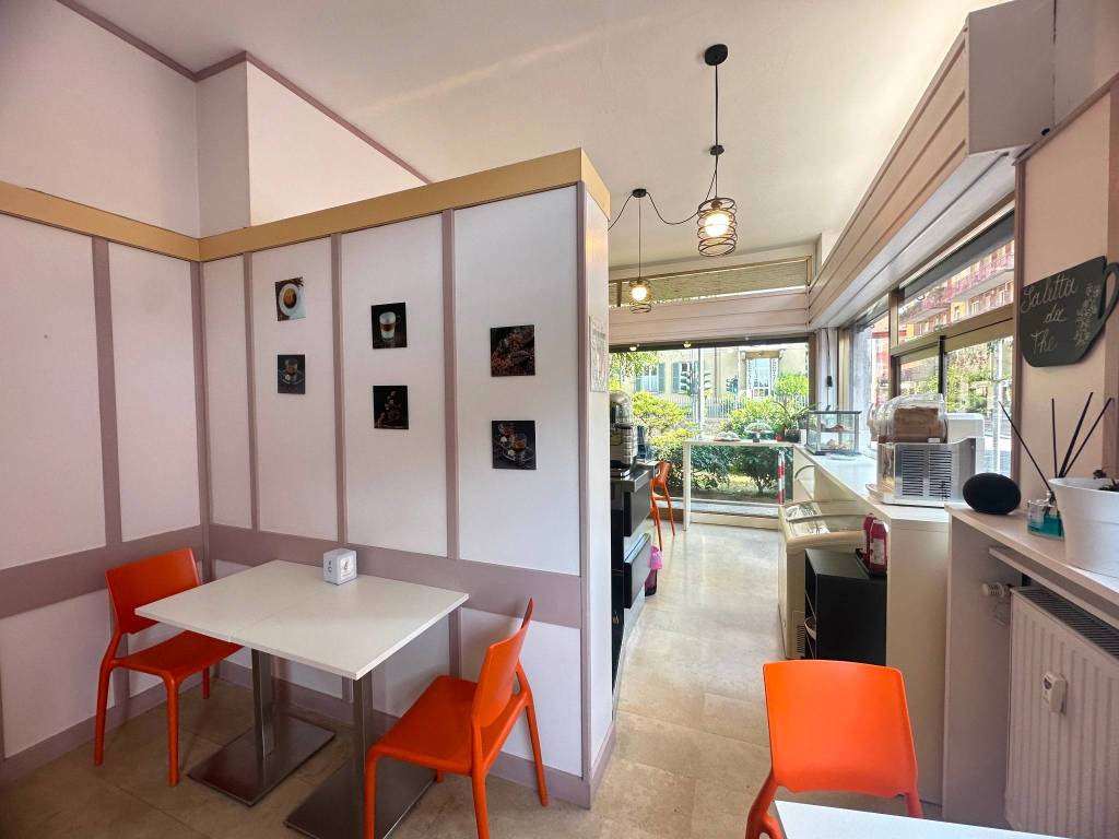 negozio in vendita a Bergamo in zona Longuelo