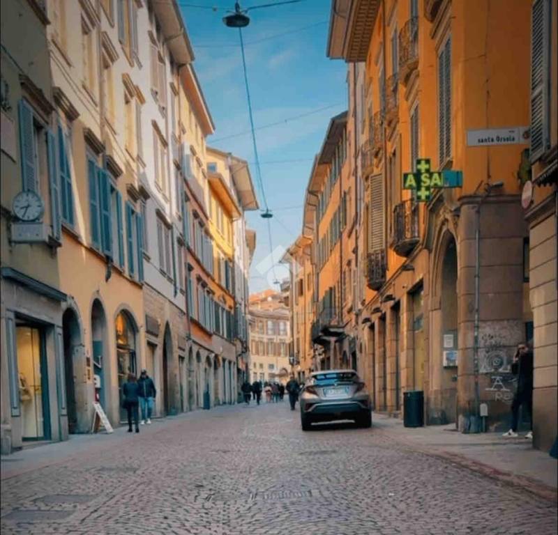 appartamento in vendita a Bergamo in zona Bergamo Centro