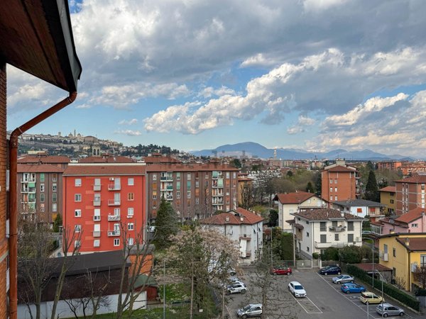 appartamento in vendita a Bergamo in zona Loreto