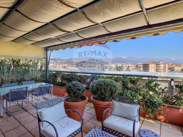 appartamento in vendita a Bergamo in zona Canovine