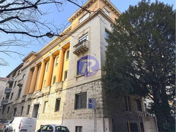 appartamento in vendita a Bergamo in zona Borgo Pignolo