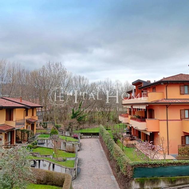casa indipendente in vendita a Bergamo in zona Città Alta