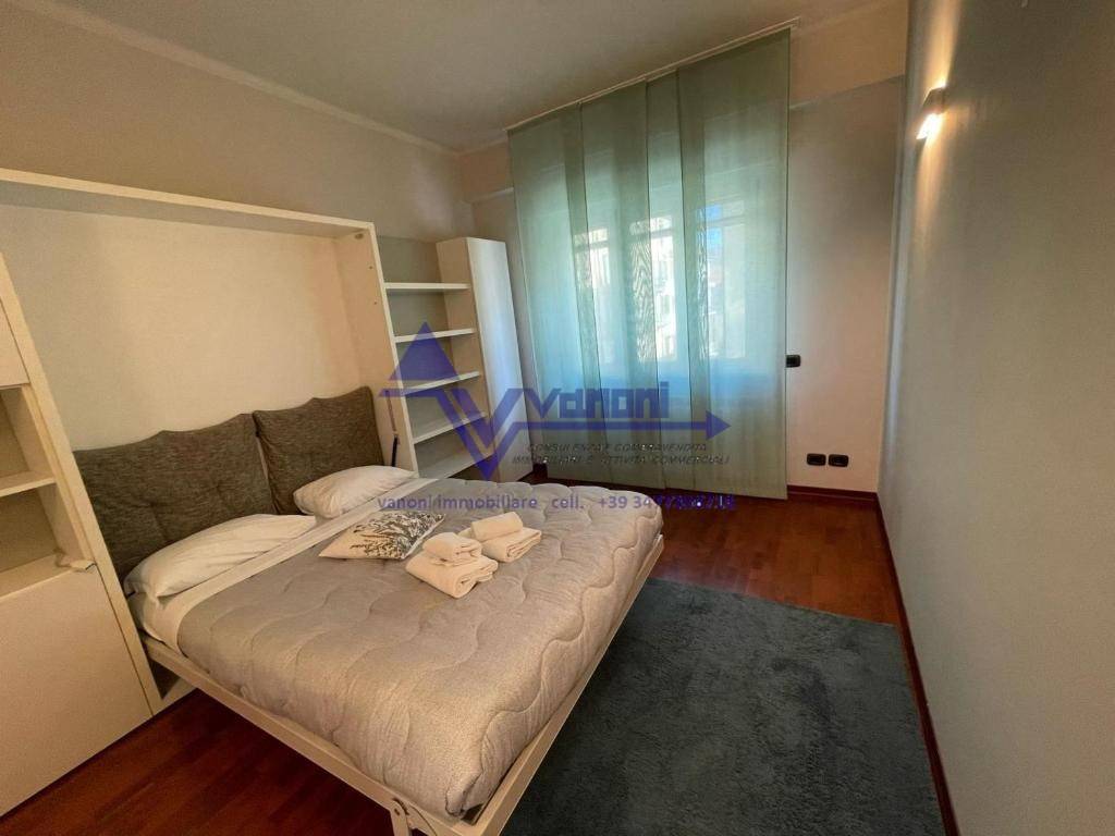 intera palazzina in vendita a Bergamo in zona Borgo Palazzo