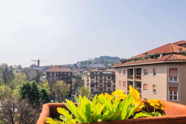 appartamento in vendita a Bergamo in zona Borgo Santa Caterina