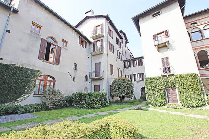 appartamento in vendita a Bergamo in zona Città Alta