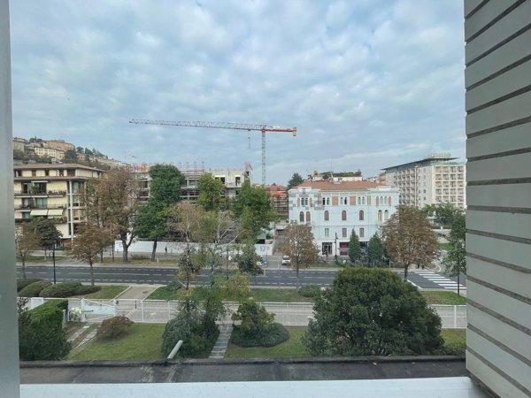 appartamento in vendita a Bergamo in zona Città Alta