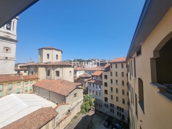appartamento in vendita a Bergamo in zona Bergamo Centro