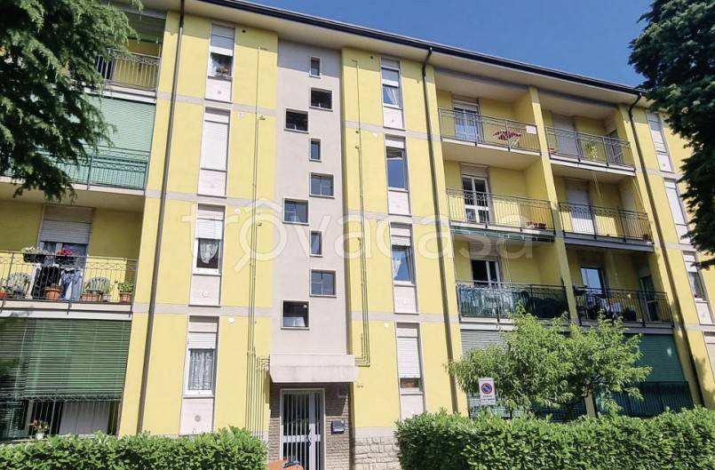 appartamento in vendita a Bergamo in zona Valtesse/Valverde