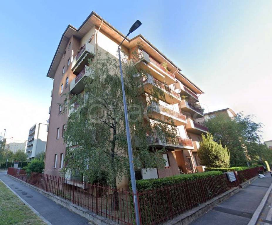 appartamento in vendita a Bergamo in zona Celadina