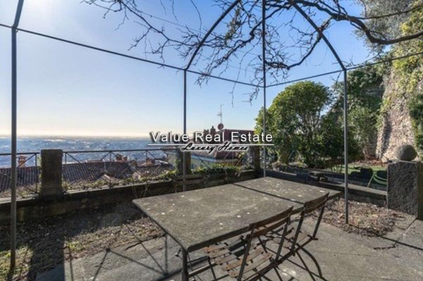 appartamento in vendita a Bergamo in zona Città Alta