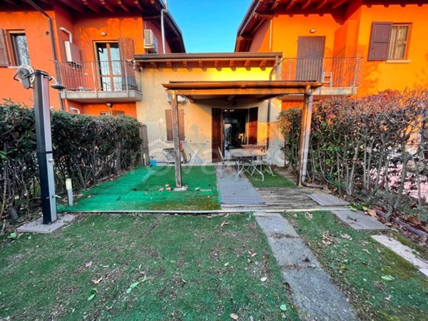 casa indipendente in vendita a Bergamo in zona Canovine