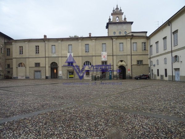 appartamento in vendita a Bergamo in zona Città Alta