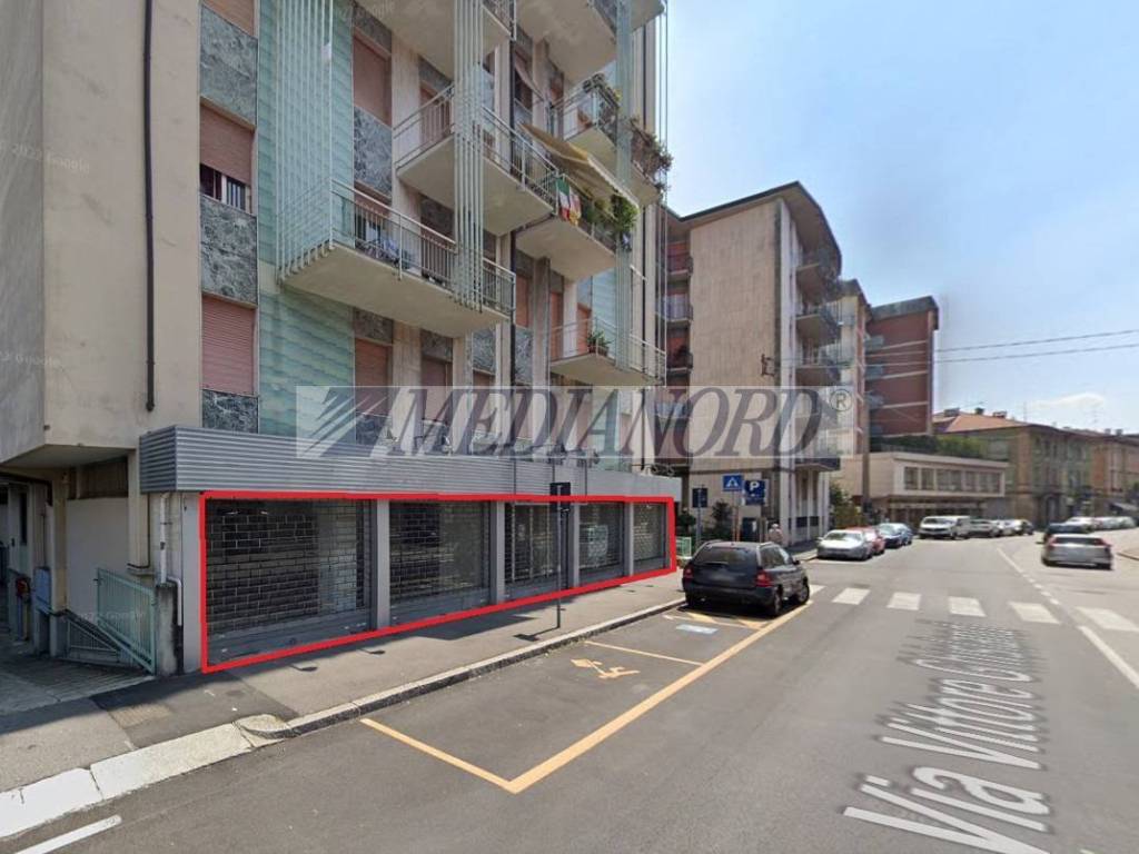 negozio in vendita a Bergamo in zona Borgo Palazzo