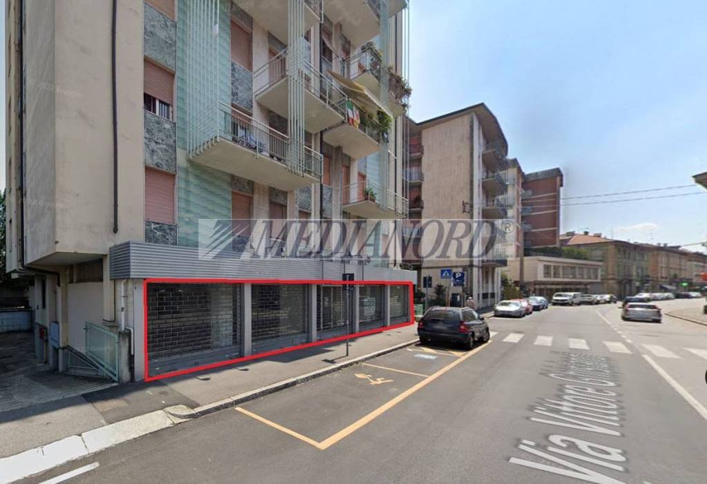 negozio in vendita a Bergamo in zona Borgo Palazzo