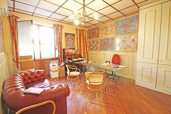 ufficio in vendita a Bergamo in zona Colognola