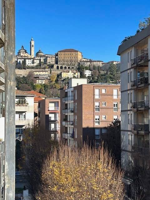 appartamento in vendita a Bergamo in zona Città Alta