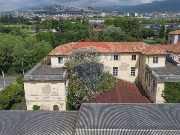 casa indipendente in vendita a Bergamo in zona Campagnola
